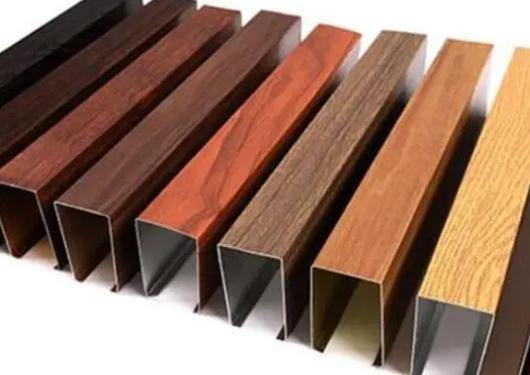 木纹合肥铝方通在装修上的优势